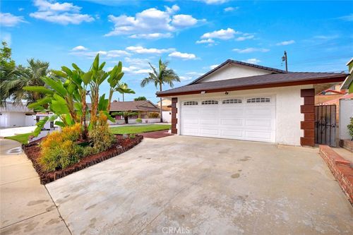 1807 E Calstock St, Carson, CA, 90746-2906 | Card Image