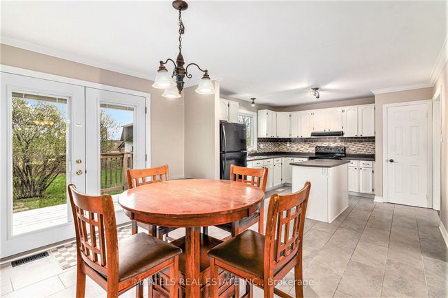 3268 Principale St, Home with 5 bedrooms, 3 bathrooms and 6 parking in Wendover ON | Image 6