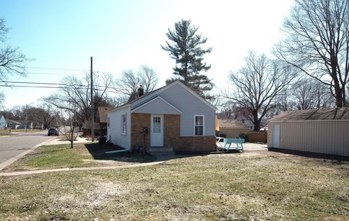 4370 Adair Ave N, Crystal, MN, 55422-1039 | Card Image