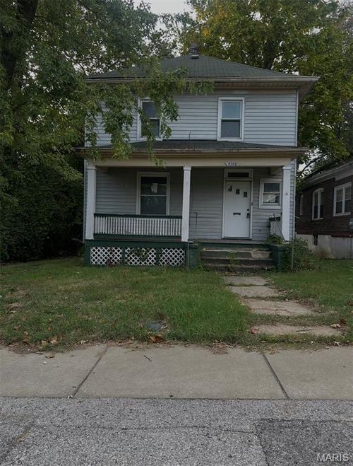 2705 Lyndhurst Ave, Saint Louis, MO, 63114-4619 | Card Image