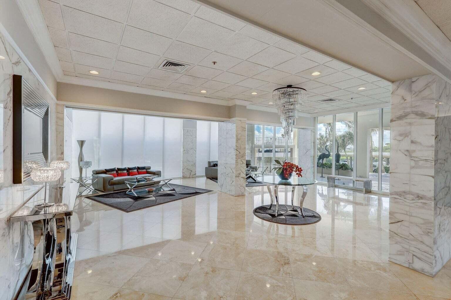 Residential Lease in Singer Island 5