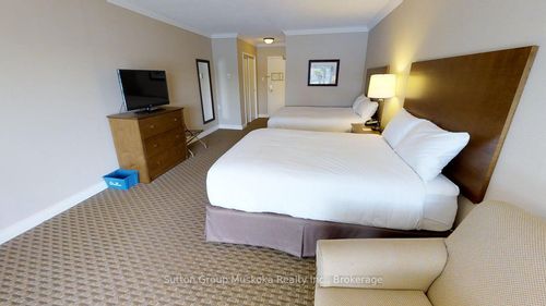 421-421 Deerhurst Dr, Huntsville, ON, P1H | Card Image