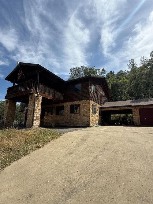 14571 Brown Ln, Burson, CA, 95225-7125 | Card Image