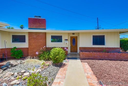 2015 Wedgemere Rd, El Cajon, CA, 92020-2262 | Card Image