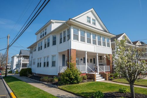 b-2 Ocean Rd, Ocean City, NJ, 08226-4570 | Card Image