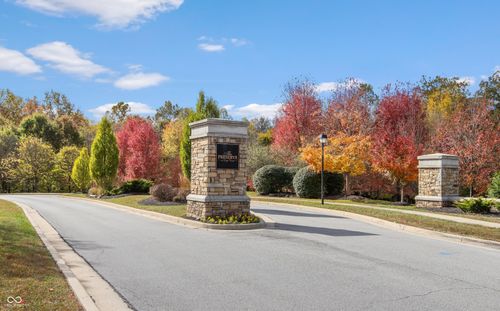 7818 Fawnwood Dr, Indianapolis, IN, 46278-9595 | Card Image