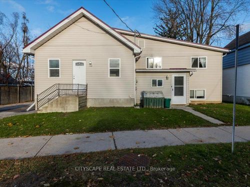 148 Dunedin St, Orillia, ON, L3V5T7 | Card Image