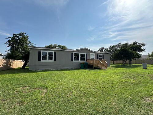 134 E Castlelake Dr, Granite Shoals, TX, 78654-2054 | Card Image