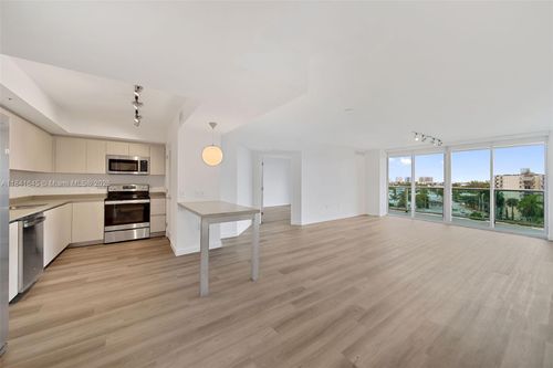 apt-1014-1500 Bay Rd, Miami Beach, FL, 33139-3226 | Card Image