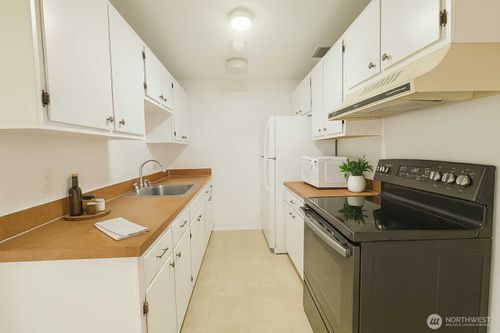 apt-k-318 S 174th Pl, Burien, WA, 98148-1672 | Card Image