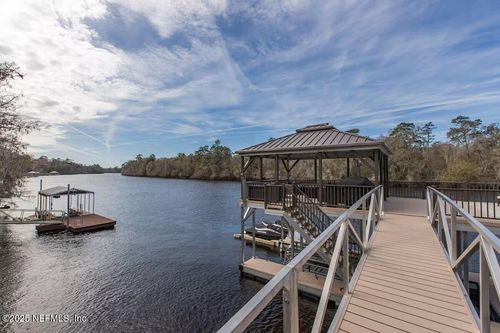 9839 Nw 38th Ter, Branford, FL, 32008-7561 | Card Image