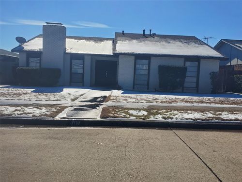 7118 Blackwillow Lane, Dallas, TX, 75249 | Card Image
