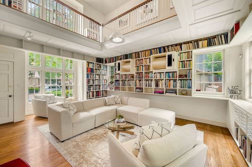 10 Traill St, Cambridge, MA, 02138 | Card Image