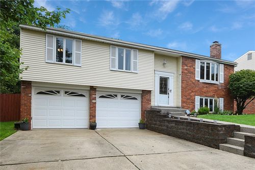 171 Sylvania Dr, Pittsburgh, PA, 15236-3557 | Card Image