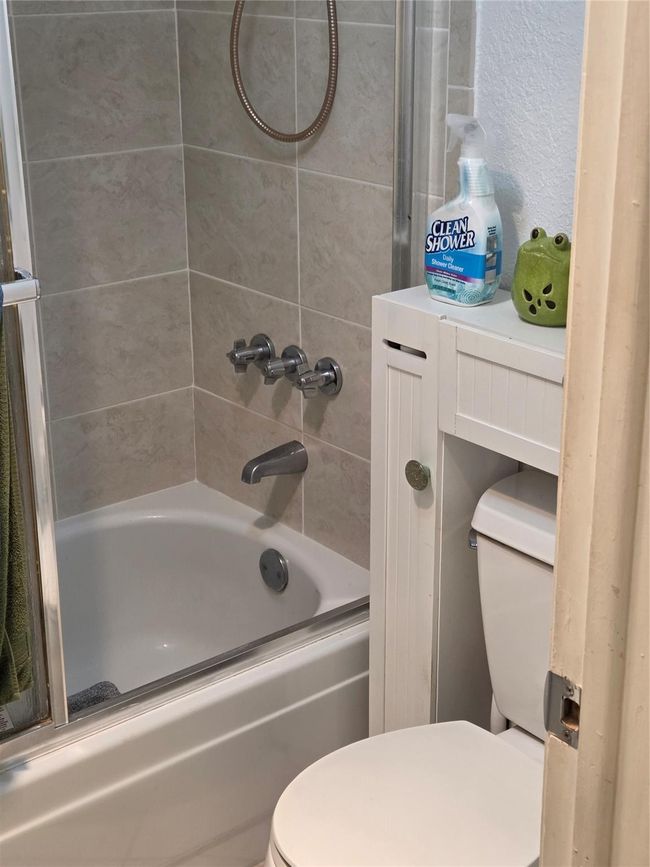 Master Bathroom Tub Area | Image 77