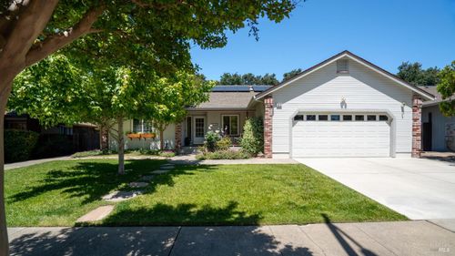 5079 Charmian Drive, Santa Rosa, CA, 95409 | Card Image