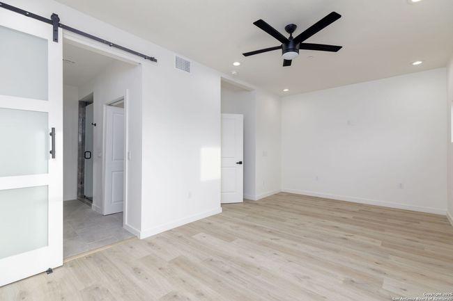 102 - 310 S Mesquite St, Townhouse with 3 bedrooms, 4 bathrooms and null parking in San Antonio TX | Image 24