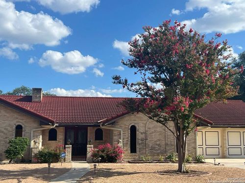 706 Golfcrest Dr, Windcrest, TX, 78239-2623 | Card Image