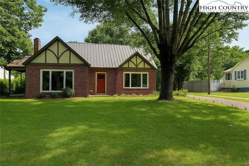 634 Rutherford Rd, Marion, NC, 28752-4959 | Card Image