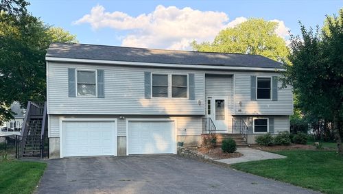 95 Meadow St, Framingham, MA, 01701-3542 | Card Image