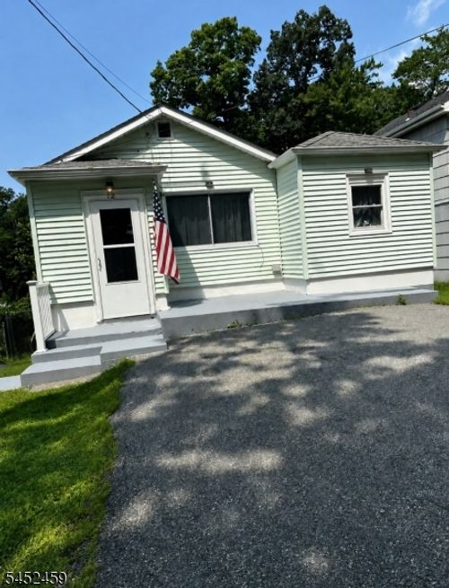 12 Colby Trl, Hopatcong, NJ, 07843-1717 | Card Image