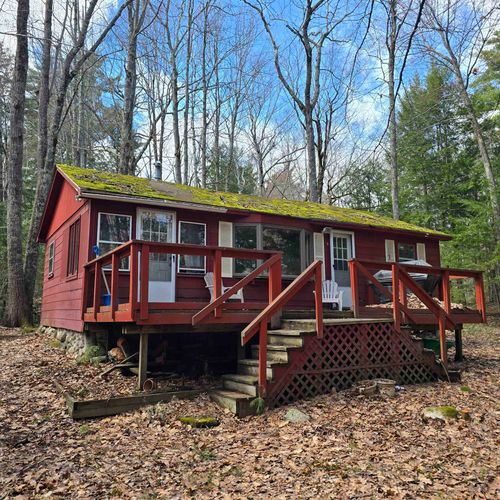 4 Elaine Rd, Middleton, NH, 03887-6007 | Card Image