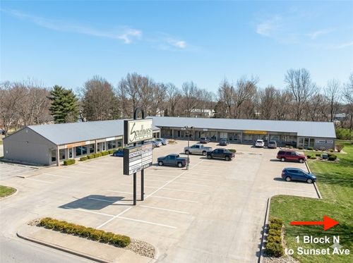 1039 S Gutensohn Rd, Springdale, AR, 72762-5100 | Card Image