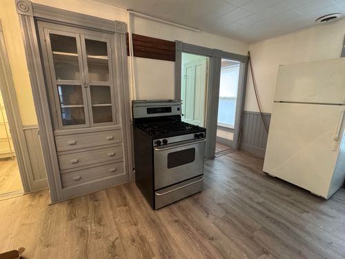 2-34 Center Street, Walpole, NH, 03609 | Card Image