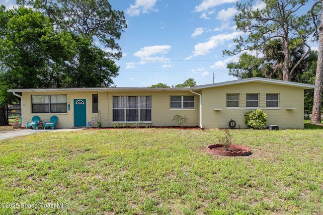 1109 Alamanda Ln, House other with 3 bedrooms, 2 bathrooms and null parking in Cocoa FL | Image 4