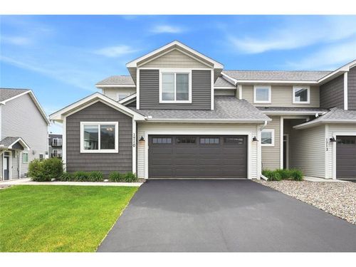 1710 Southpoint Ln, Hudson, WI, 54016-5566 | Card Image