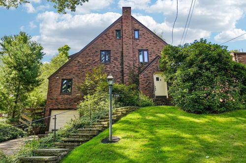 256 Cascade Road, Forest Hills Boro, PA, 15221 | Card Image