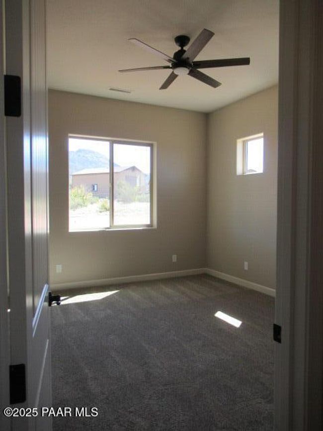 Living Room | Image 13