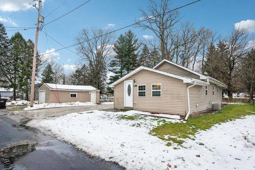 W1019 Narcissus Road, BLOOMFIELD, WI, 53128 | Card Image