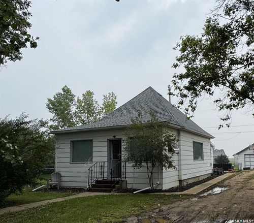 {{alt}} | Card Image