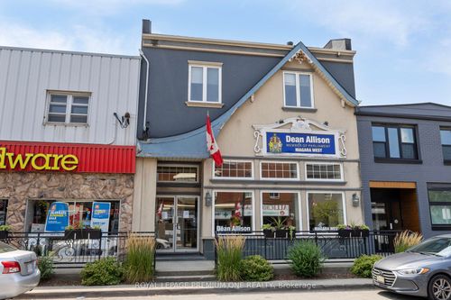 {{alt}} | Card Image