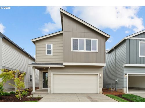 2431 Sawtelle Dr, Woodburn, OR, 97071-6076 | Card Image