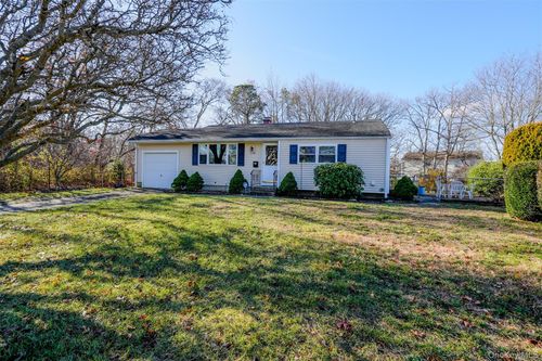 170 Sugarwood Ln, Central Islip, NY, 11722-2508 | Card Image