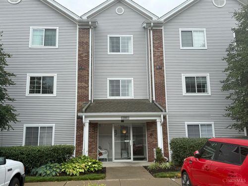 510 Carrington Ln, Loveland, OH, 45140-8692 | Card Image