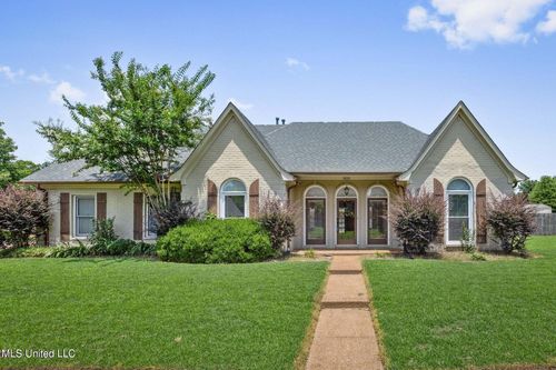 1020 Worthington Dr, Southaven, MS, 38671-5325 | Card Image