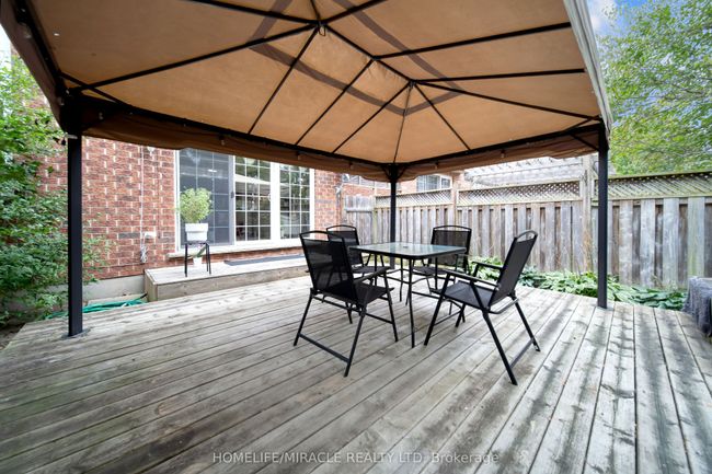 93 Lynch Cir, House attached with 4 bedrooms, 4 bathrooms and 2 parking in Guelph ON | Image 43