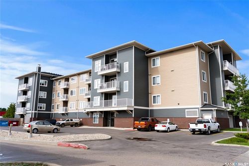 313-4501 Child Ave, Regina, SK, S4X0L7 | Card Image
