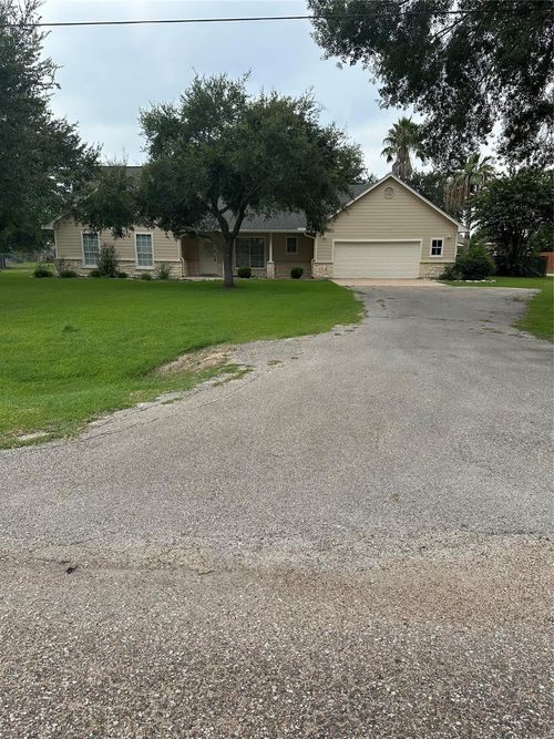 cr736-4122 Curry St, Manvel, TX, 77578-2815 | Card Image