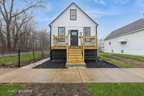 12412 S Peoria Street, Calumet Park, IL, 60827 | Card Image