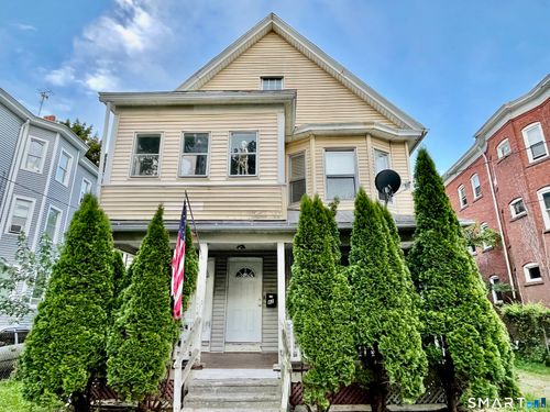 42 Cabot St, Hartford, CT, 06112-2319 | Card Image