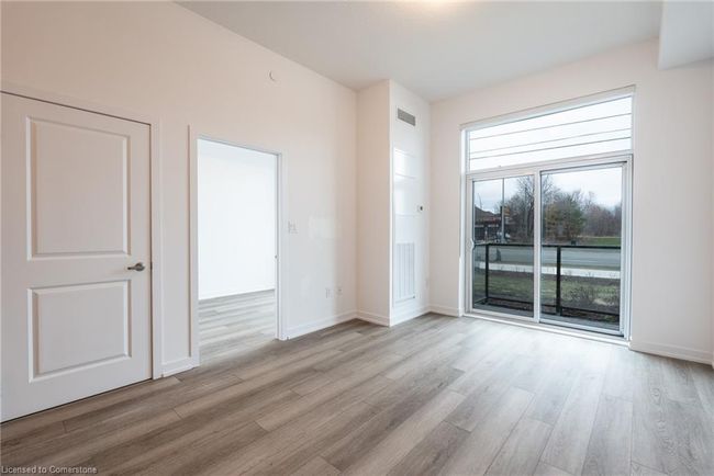 106 - 460 Dundas St E, House attached with 1 bedrooms, 1 bathrooms and 1 parking in Hamilton ON | Image 18