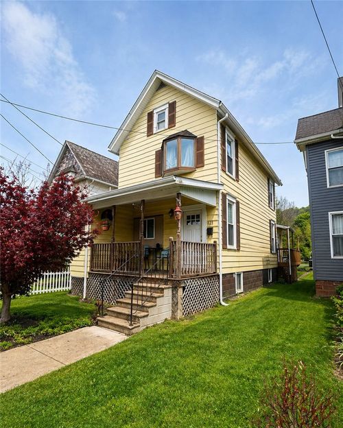 121 Elizabeth Ave, Evans City, PA, 16033-1016 | Card Image
