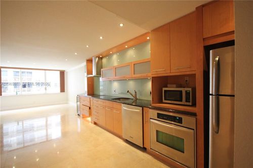 apt-339-5401 Collins Ave, Miami Beach, FL, 33140-2531 | Card Image