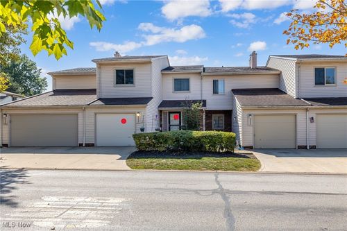 5550 Sandpiper Dr, Parma, OH, 44134-2029 | Card Image