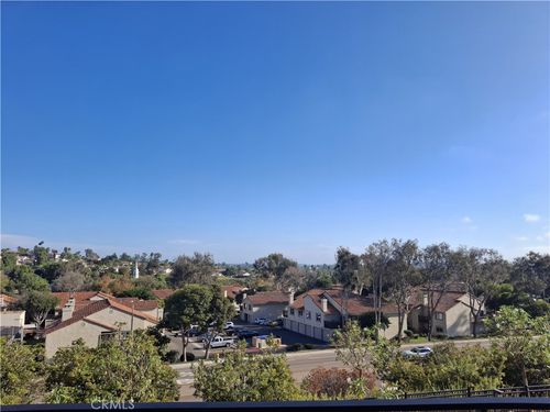 3555 Via Nido, Carlsbad, CA, 92009-9525 | Card Image