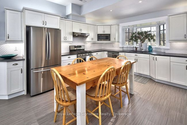 807035 25th Side Road, House other with 4 bedrooms, 3 bathrooms and 6 parking in Grey Highlands ON | Image 15